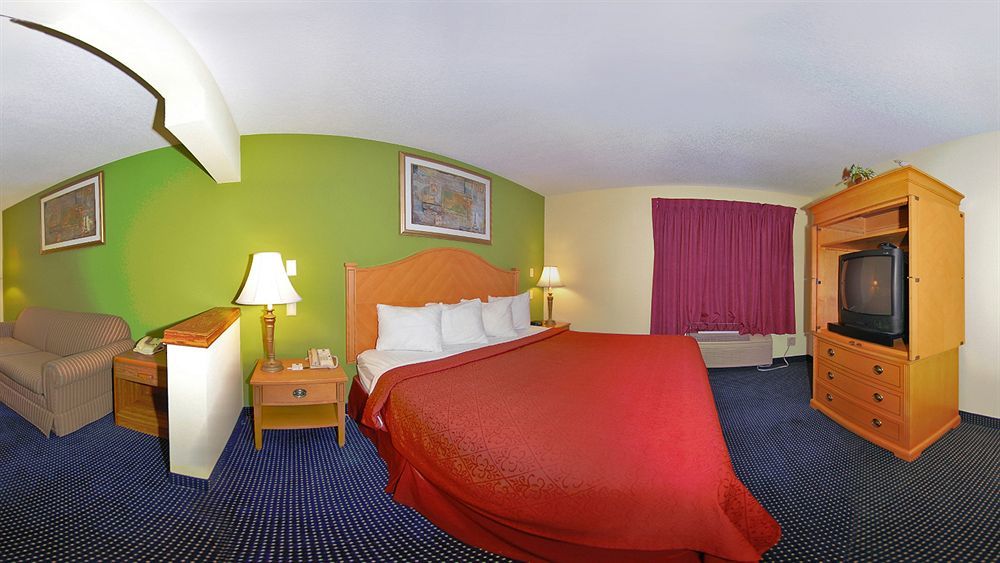Quality Inn & Suites Anderson I-69 Экстерьер фото